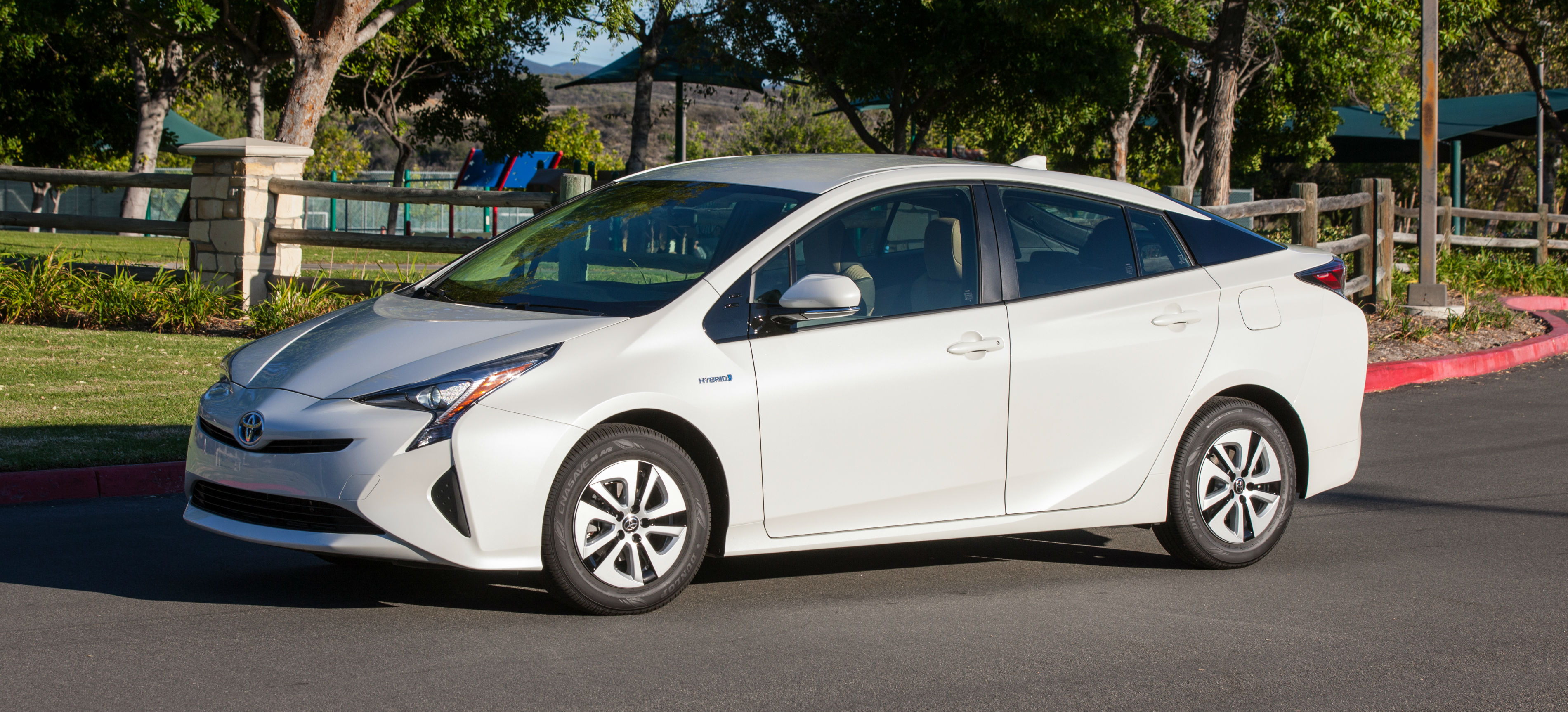 2016_Toyota_Prius_Two_Eco_13.jpg