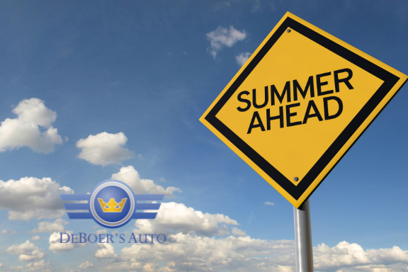 Summer ahead sign DeBoer's Logo